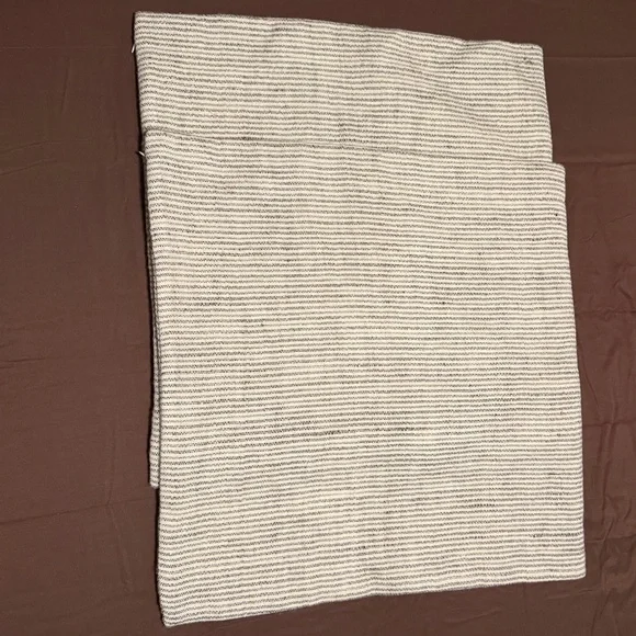 RH Sabi Handwoven Pillow Covers 24X24 (quantity 2) - Picture 5 of 7